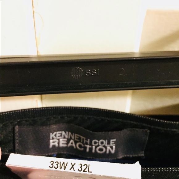 Kenneth Cole suit pants 👔 - Picture 4 of 5